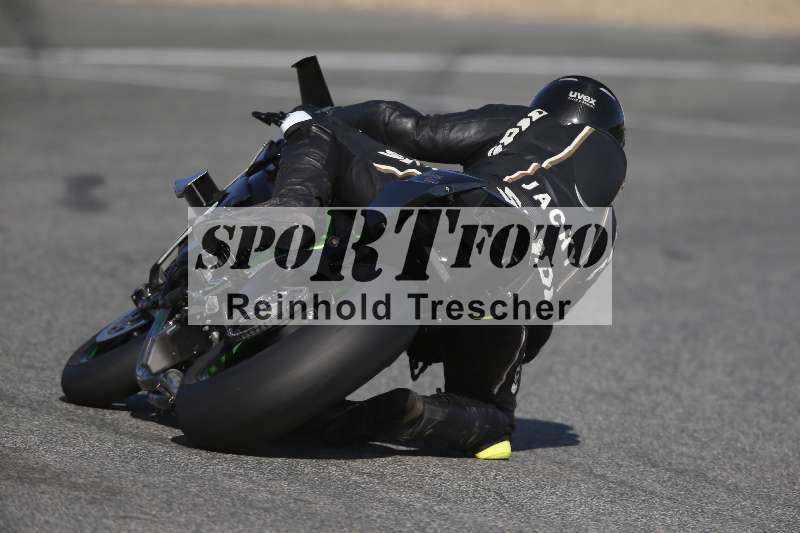 /Archiv-2024/02 29.01.-02.02.2024 Moto Center Thun Jerez/Gruppe schwarz-black/24